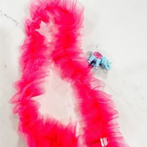 AMERICAN GIRL Kavi Accessories Pink Boa & Elephant